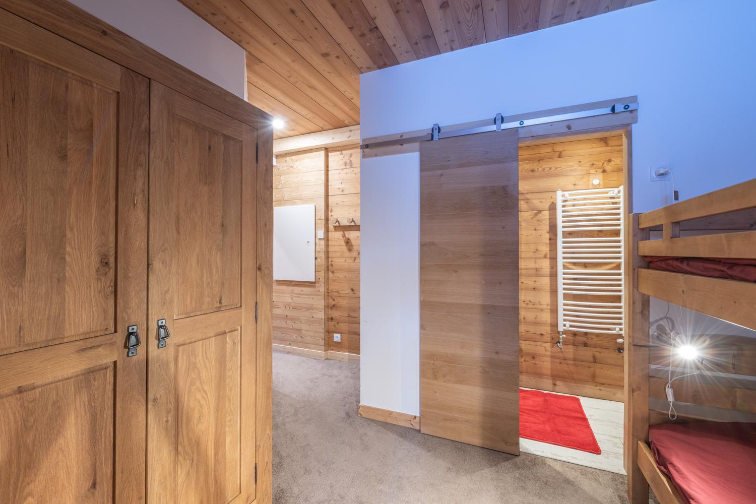 Chalet Alpe D'Huez 1850-Sea And Mountain Pleasure Avec 2 Appartements- 1 Appartement 3 Chambres 8 Couchages - 3 Salles D'Eau Et 1 Appartement 5 Chambres 12 Couchages 5 Salles D'Eau - Jacuzzi Et Sauna -Pieds Des Pistes Et Centre 외부 사진