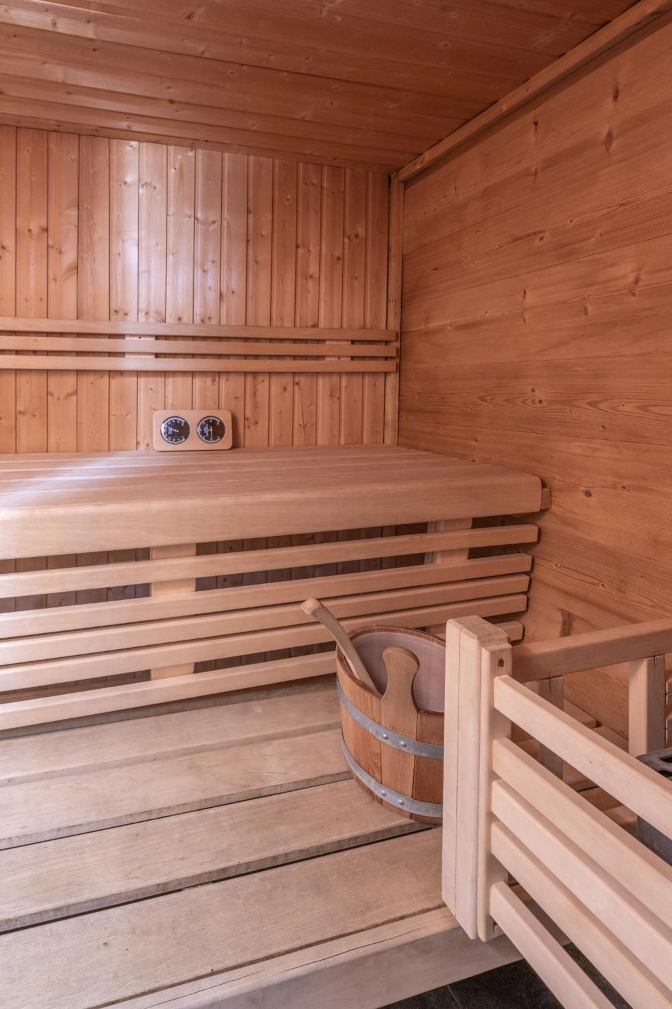 Chalet Alpe D'Huez 1850-Sea And Mountain Pleasure Avec 2 Appartements- 1 Appartement 3 Chambres 8 Couchages - 3 Salles D'Eau Et 1 Appartement 5 Chambres 12 Couchages 5 Salles D'Eau - Jacuzzi Et Sauna -Pieds Des Pistes Et Centre 외부 사진
